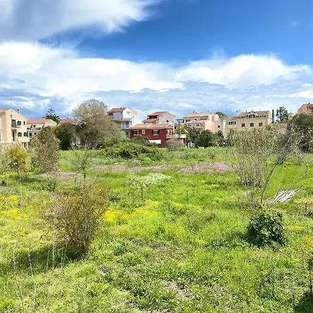 Апартаменты The Hidden Attique